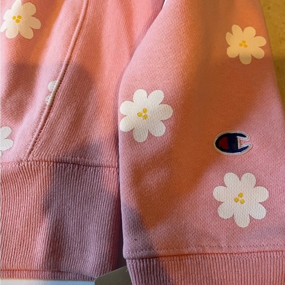 Champion X Urban Outfitters Exclusive Daisy Reverse Weave Sweatshirt - Picture 7 of 8